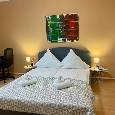 24-7 - Grosse * Passau