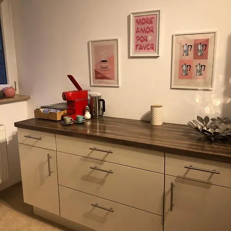 24-7 - Grosse Apartman