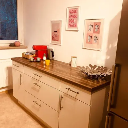 24-7 - Grosse Apartman