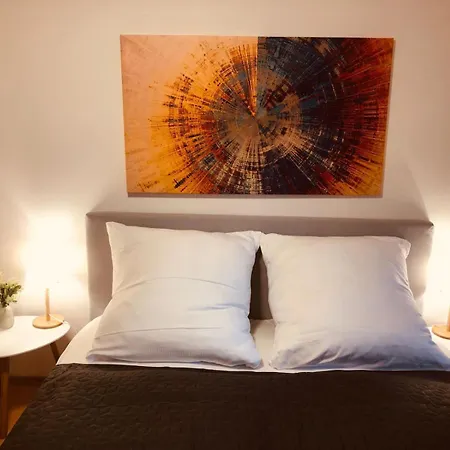 24-7 - Grosse Apartment *