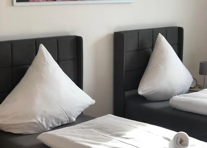 24-7 - Grosse Lejlighed